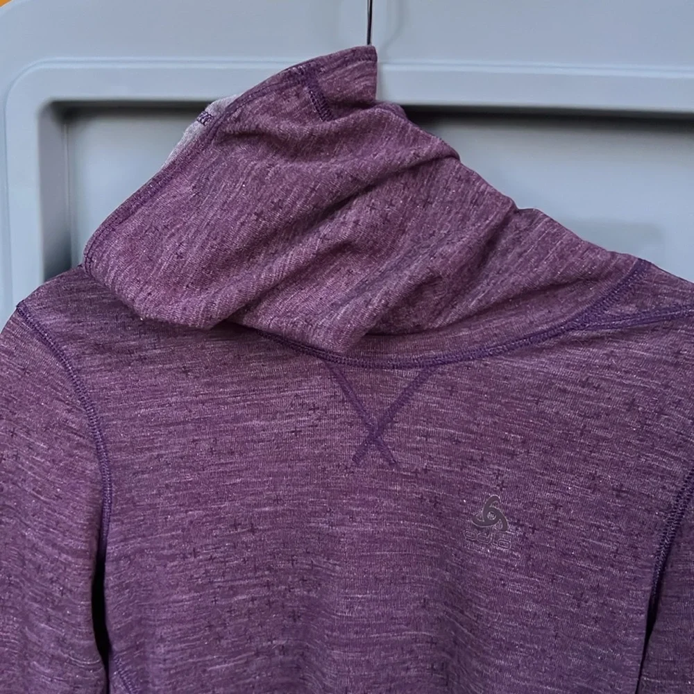 Odlo “cold gear” style turtleneck running top - Picture 4 of 7